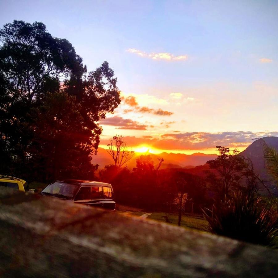 Chale Refugio Da Pedra Sp Villa เซาเบนโตโดซาปูไค ภายนอก รูปภาพ